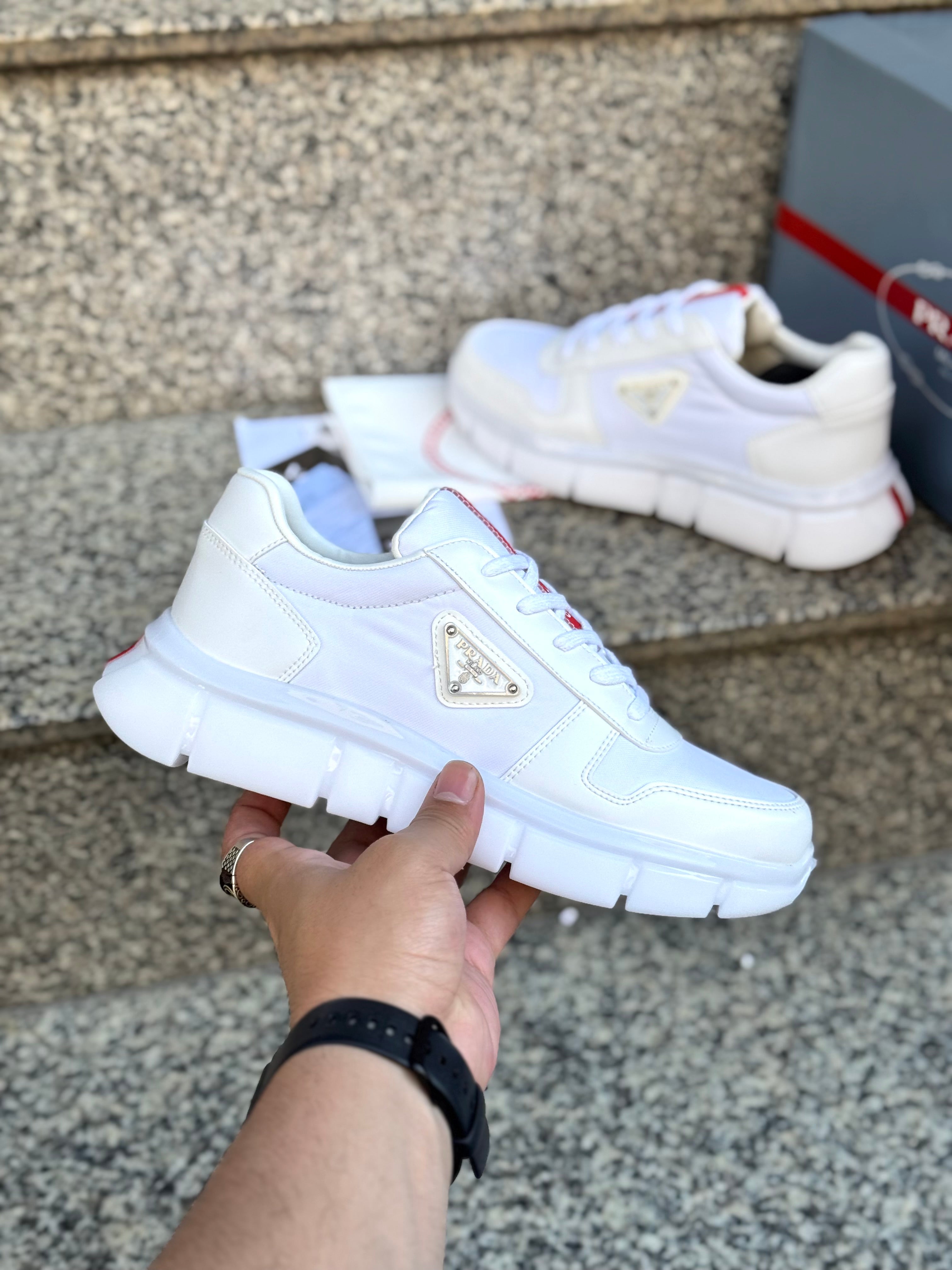 Prada Beyaz Sneaker